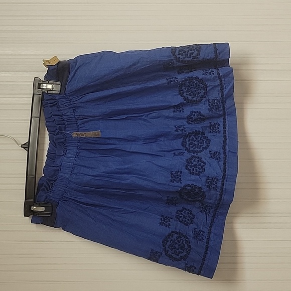 New with tags sz large women's blue cotton pull on skirt from Hollister - Picture 1 of 7